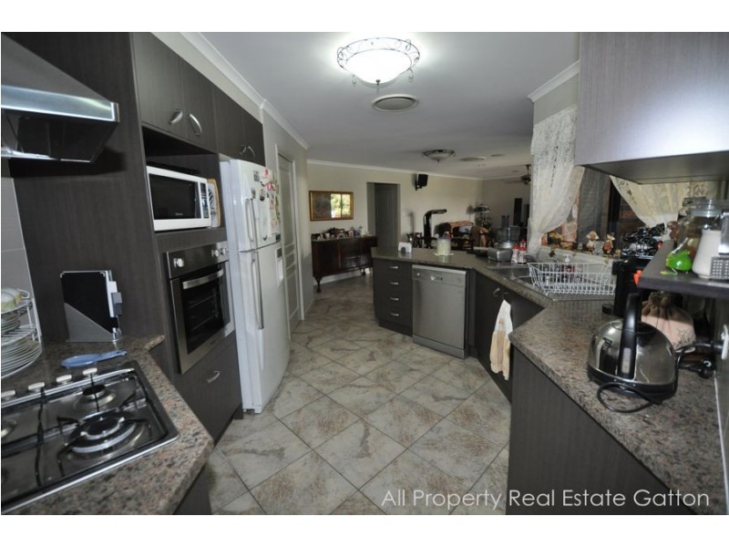 11 Hanlon Court, Laidley Heights QLD 4341