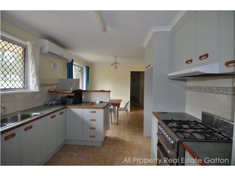 29 Harvey Road, Forest Hill QLD 4342