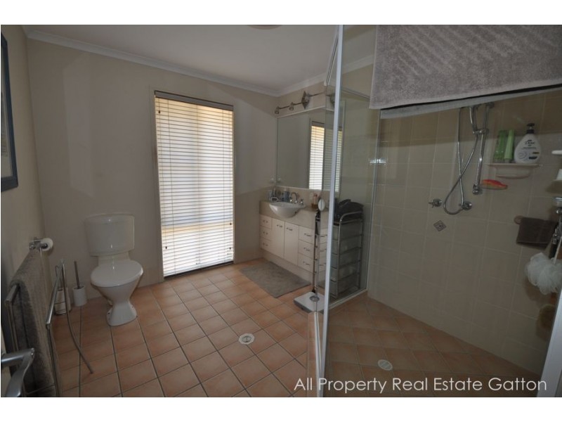 10 Bushman Street, Plainland QLD 4341