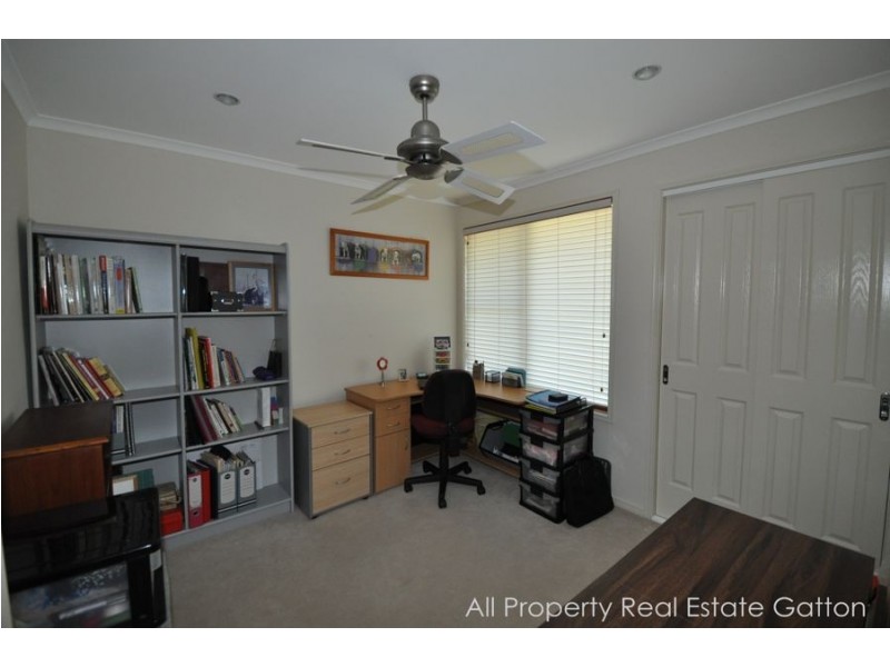 10 Bushman Street, Plainland QLD 4341