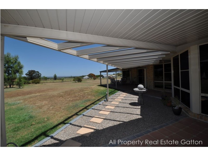 10 Bushman Street, Plainland QLD 4341