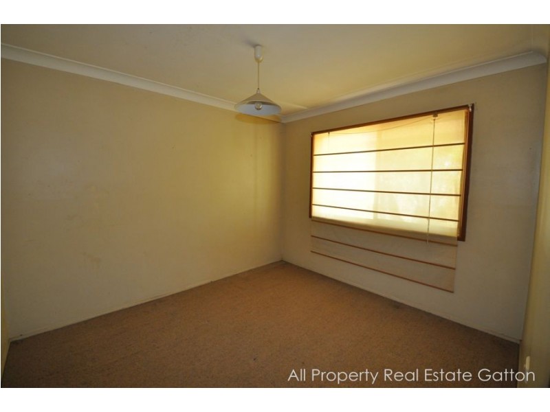 30 Haslingden Road, Lockyer Waters QLD 4311