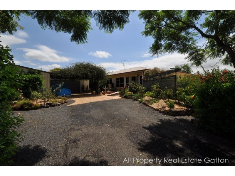 11 Narelle Court, Plainland QLD 4341