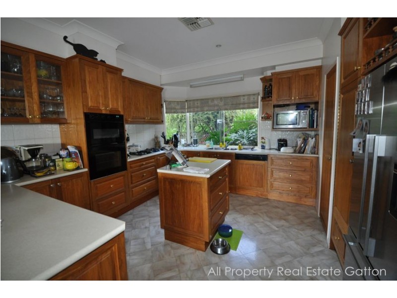 11 Narelle Court, Plainland QLD 4341