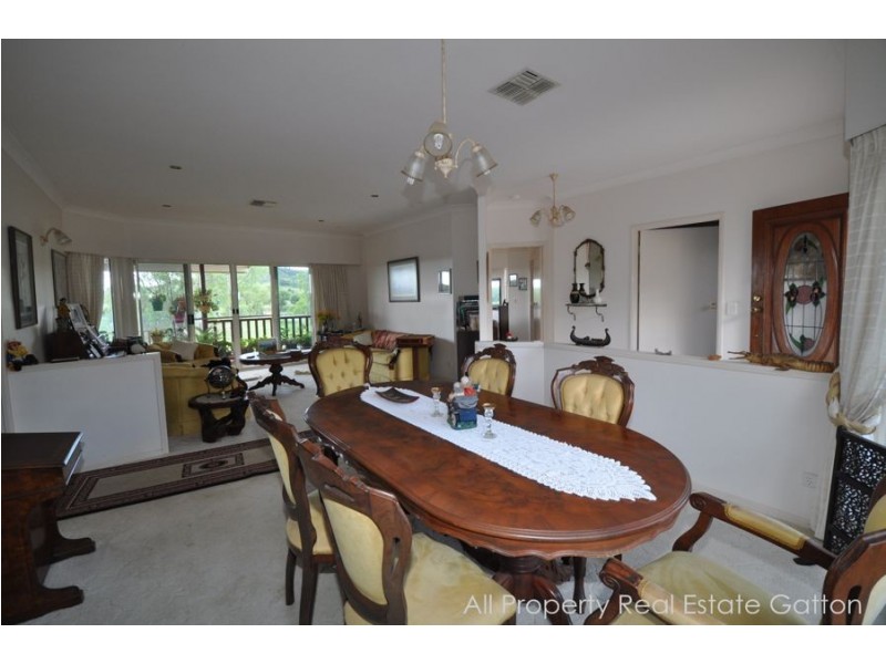 11 Narelle Court, Plainland QLD 4341
