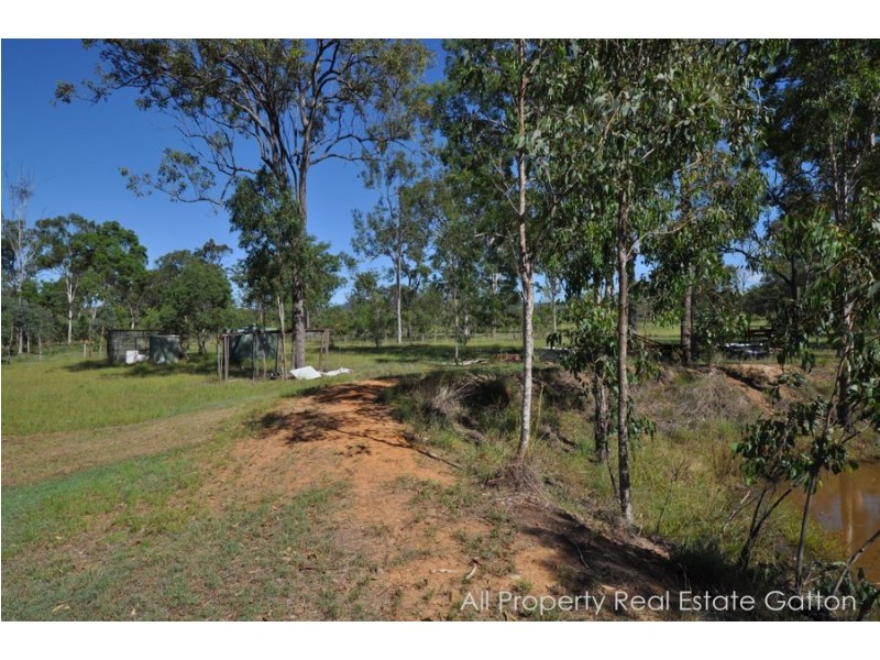 1021 Gatton Esk Road, Spring Creek QLD 4343