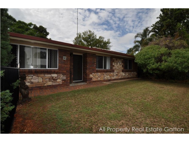 10 Luther Street, Gatton QLD 4343