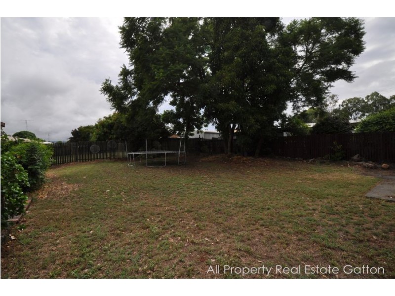 10 Luther Street, Gatton QLD 4343
