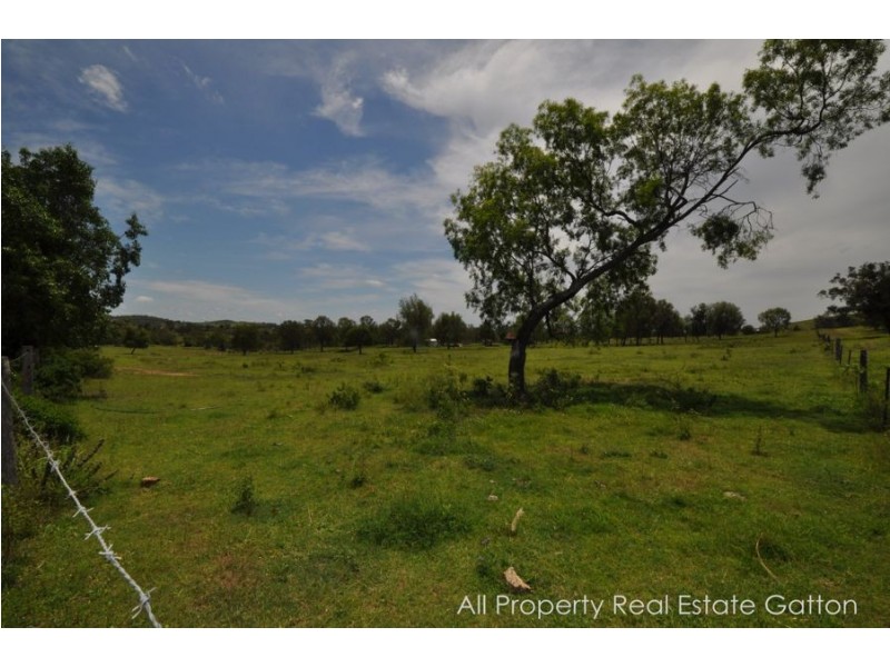 51 Hogers Road, Ropeley QLD 4343