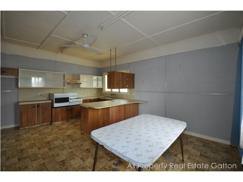 698 Mount Sylvia Road, Upper Tenthill QLD 4343