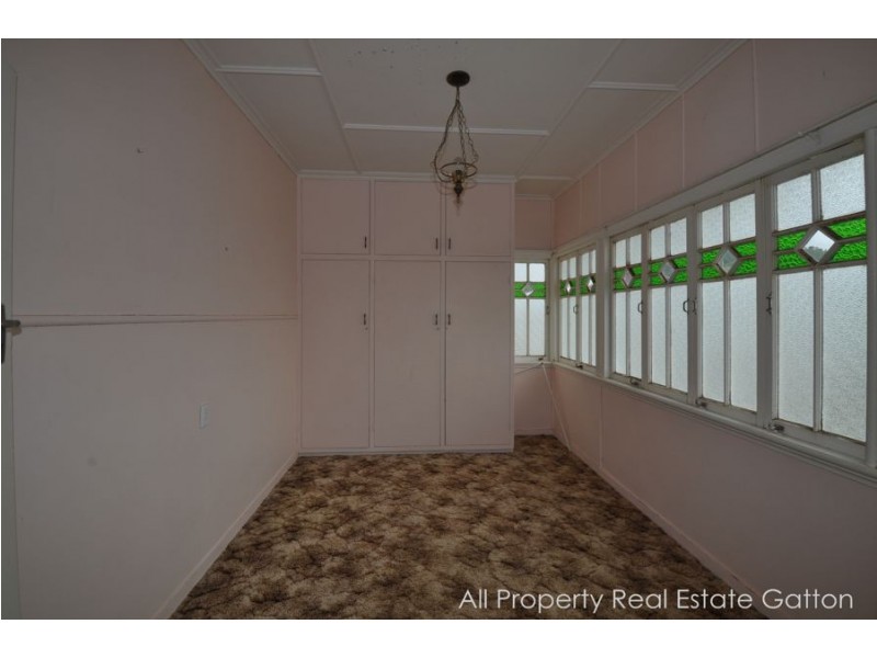 698 Mount Sylvia Road, Upper Tenthill QLD 4343