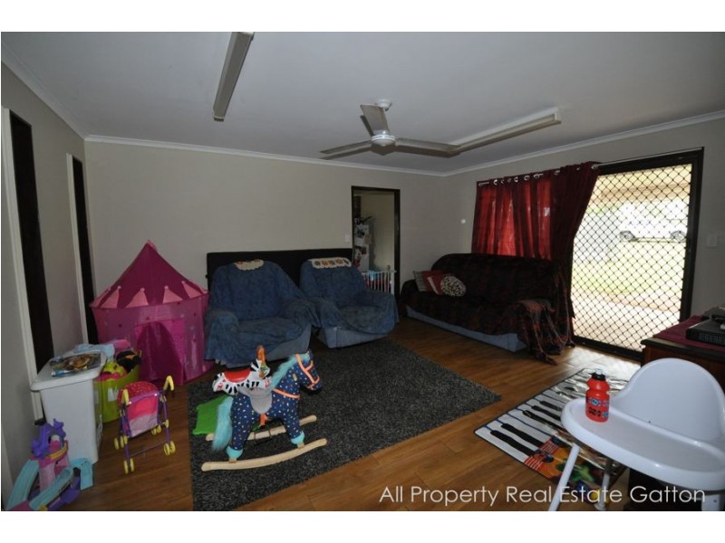 79 Brigalow Street, Placid Hills QLD 4343