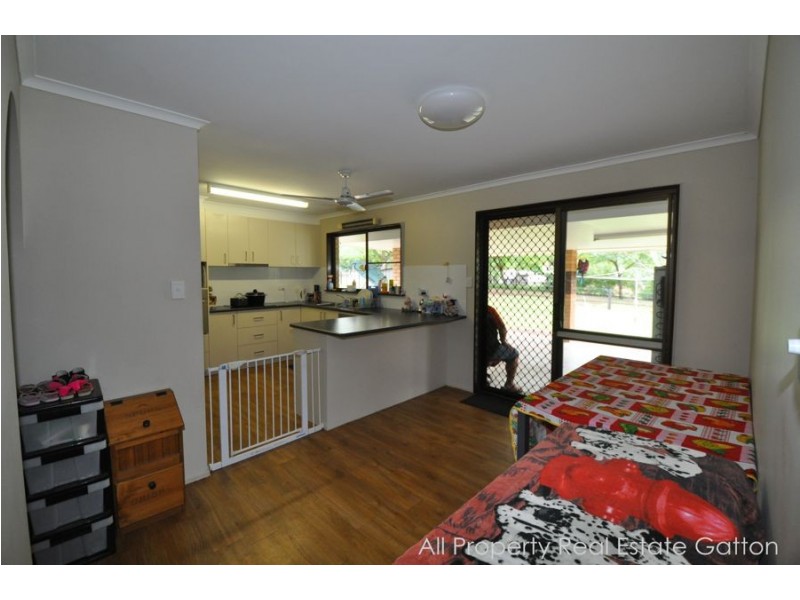 79 Brigalow Street, Placid Hills QLD 4343