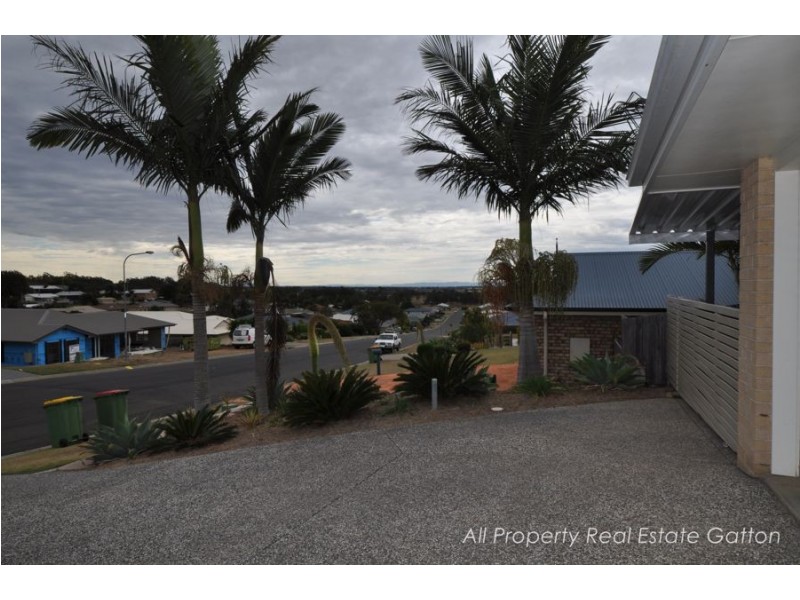 13 Rogers Drive, Gatton QLD 4343