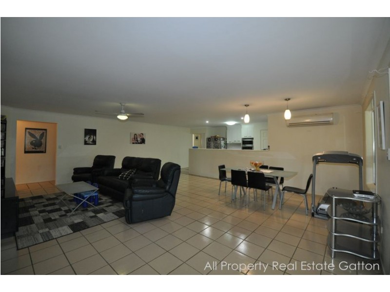 13 Rogers Drive, Gatton QLD 4343