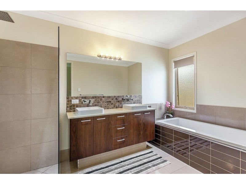 57 Robeck Road, Gatton QLD 4343