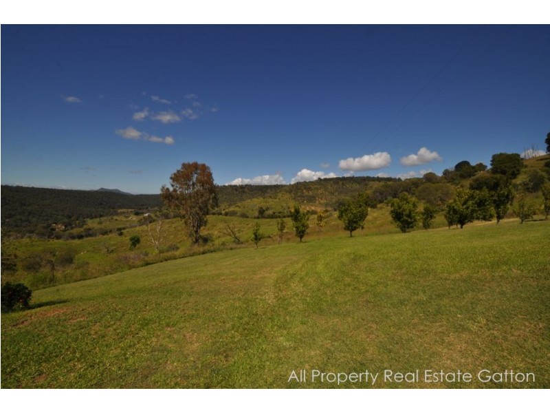 13 Berlin Road, Mount Berryman QLD 4341