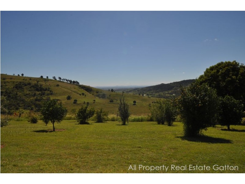 13 Berlin Road, Mount Berryman QLD 4341