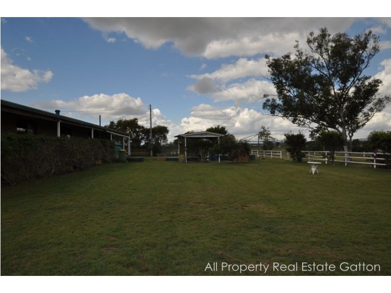 5 Kentville Road, Kentville QLD 4341