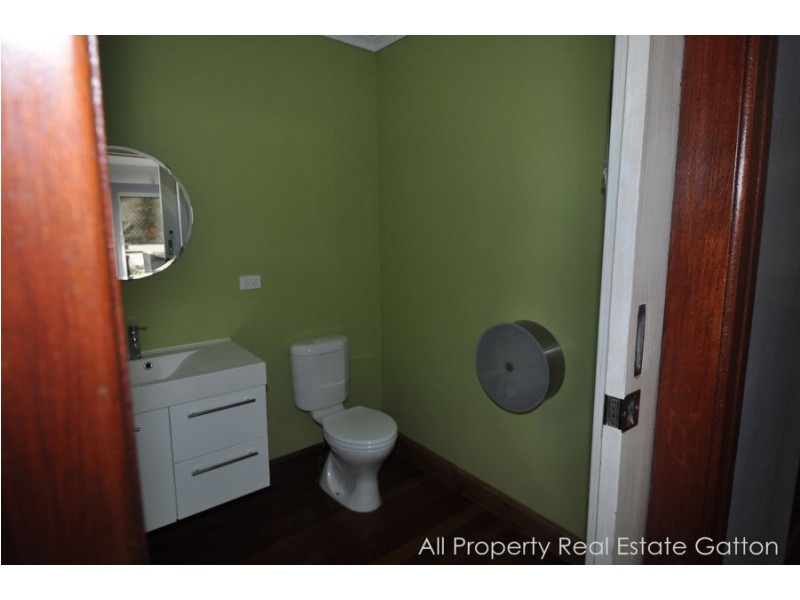 28 Smith Street (cnr William and Smith Streets), Gatton QLD 4343