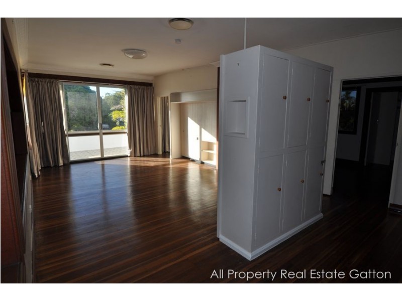 28 Smith Street (cnr William and Smith Streets), Gatton QLD 4343