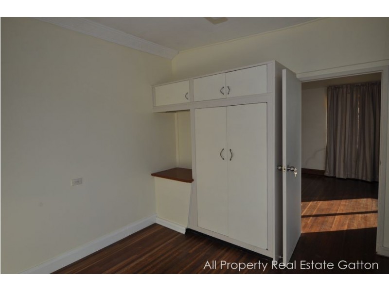 28 Smith Street (cnr William and Smith Streets), Gatton QLD 4343