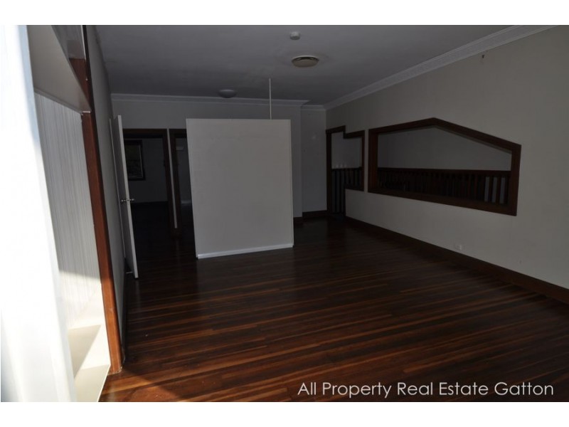 28 Smith Street (cnr William and Smith Streets), Gatton QLD 4343