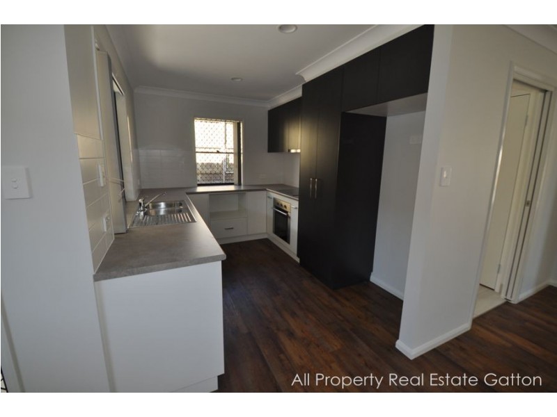 Unit 3 122 Railway Street, Gatton QLD 4343