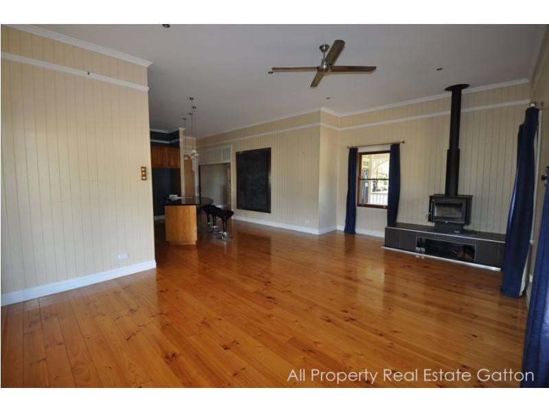 4 Woolshed Creek Road, Plainland QLD 4341