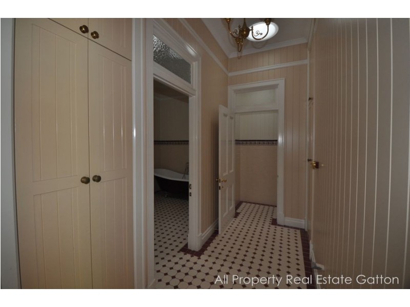 4 Woolshed Creek Road, Plainland QLD 4341