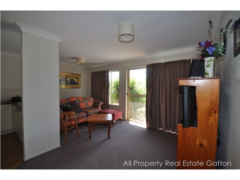 Unit 2 4 Wilson Street, Gatton QLD 4343