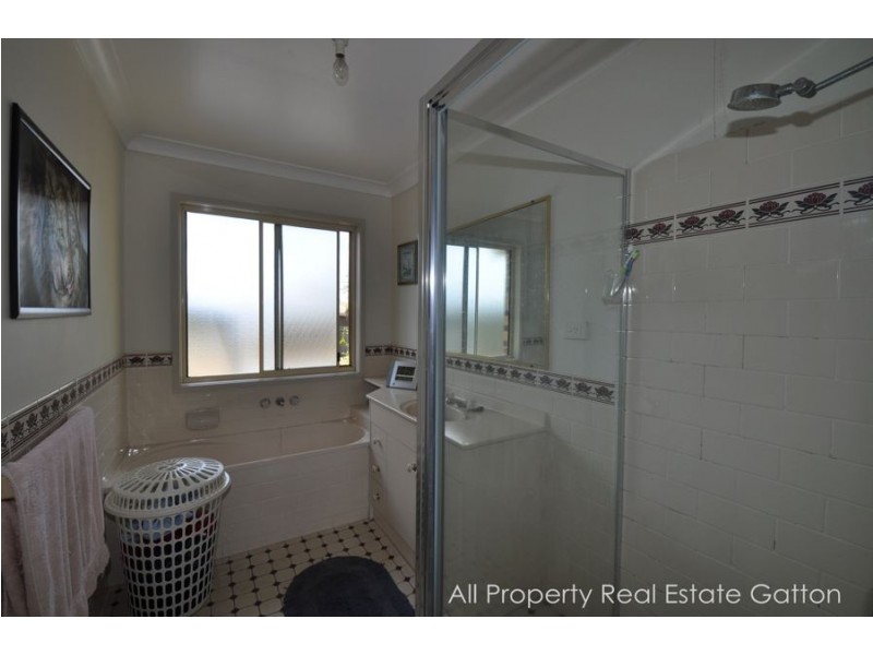 Unit 2 4 Wilson Street, Gatton QLD 4343