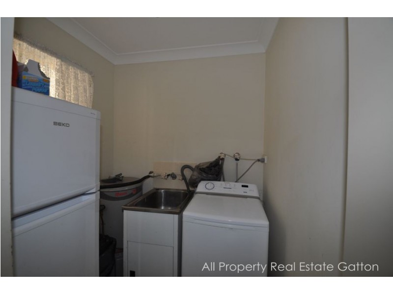 Unit 2 4 Wilson Street, Gatton QLD 4343