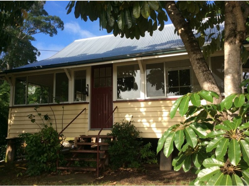 198 Dry Gully Road, Mount Whitestone QLD 4347