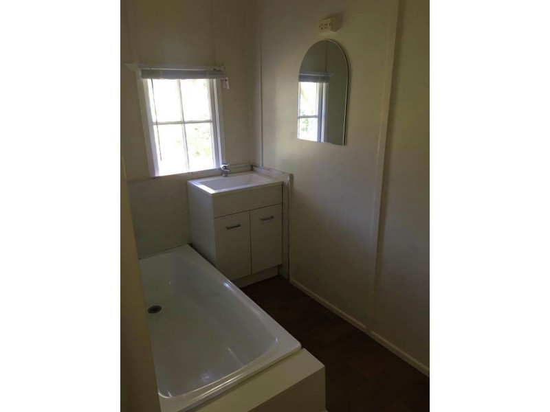 198 Dry Gully Road, Mount Whitestone QLD 4347