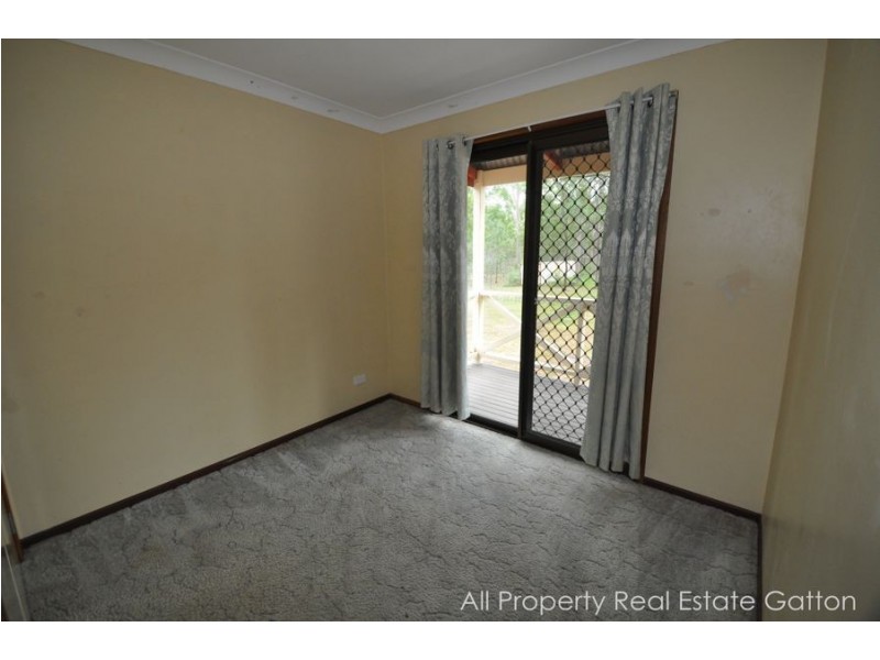 7 Challenge Avenue, Kensington Grove QLD 4341