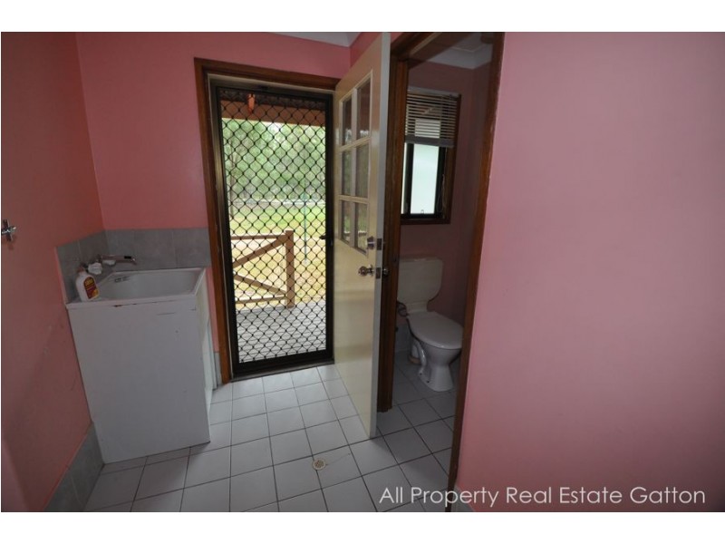 7 Challenge Avenue, Kensington Grove QLD 4341