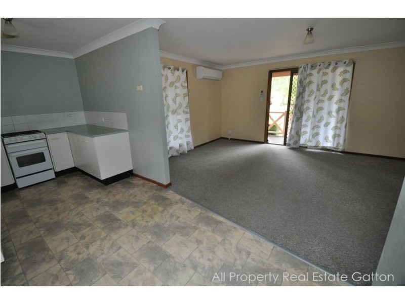 7 Challenge Avenue, Kensington Grove QLD 4341