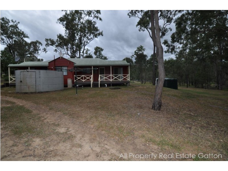 7 Challenge Avenue, Kensington Grove QLD 4341