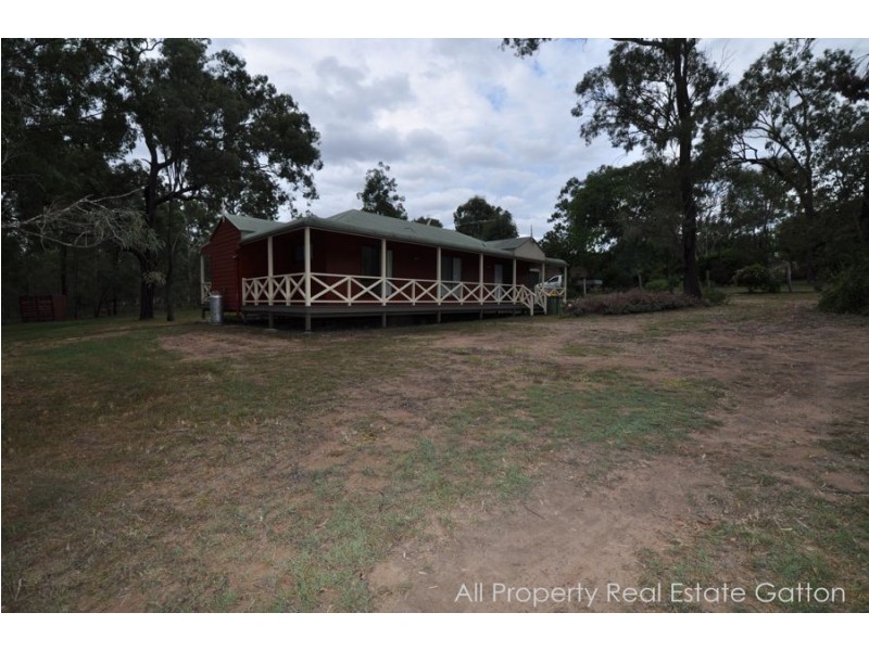 7 Challenge Avenue, Kensington Grove QLD 4341