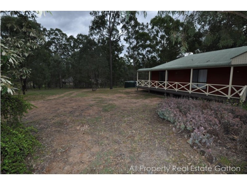7 Challenge Avenue, Kensington Grove QLD 4341