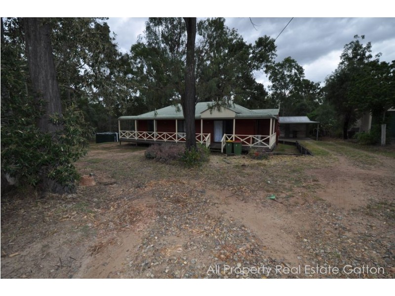 7 Challenge Avenue, Kensington Grove QLD 4341