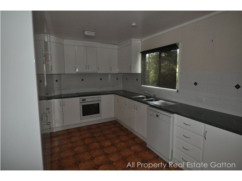 848 Mt Sylvia Road, Gatton QLD 4343