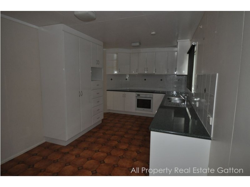 848 Mt Sylvia Road, Gatton QLD 4343