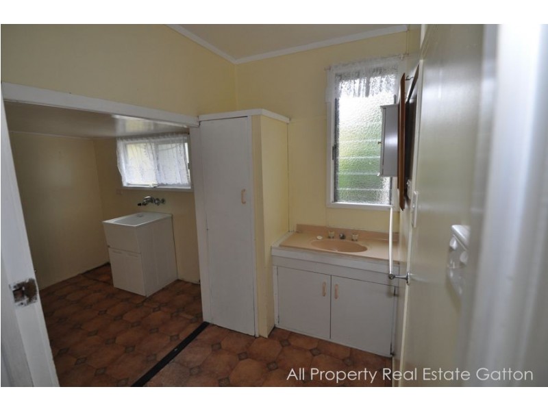 848 Mt Sylvia Road, Gatton QLD 4343