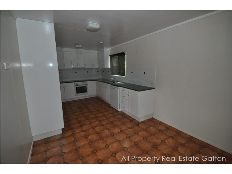 848 Mt Sylvia Road, Gatton QLD 4343