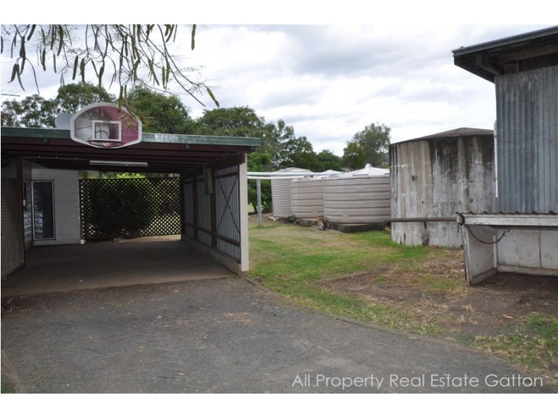 848 Mt Sylvia Road, Gatton QLD 4343