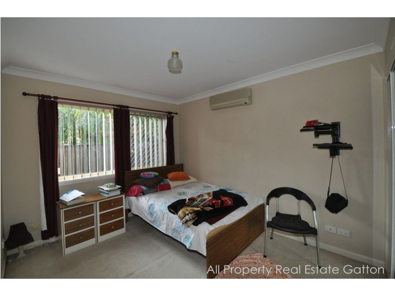 1/8 East Street, Gatton QLD 4343