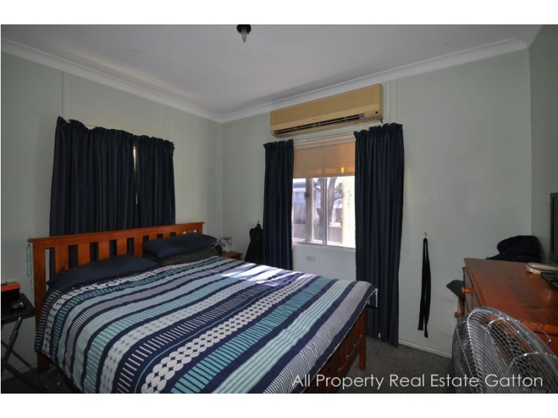 31 Jensen Street, Gatton QLD 4343