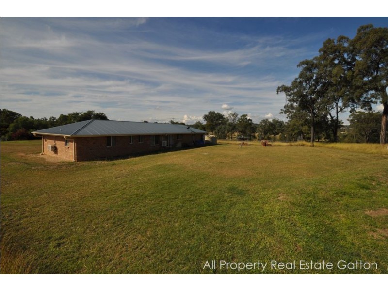 246 Ropeley Rockside Road, Ropeley QLD 4343